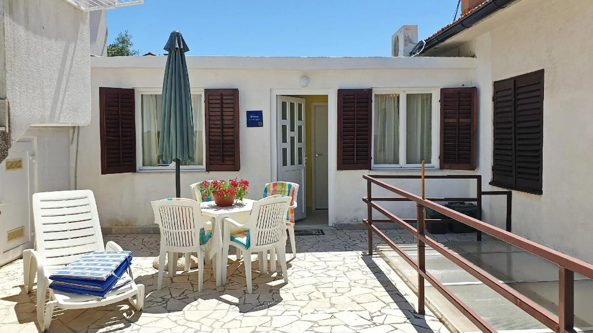 Apartment Devcic-40M Vom Meer, Haustierfreundlich Silo  Croatia